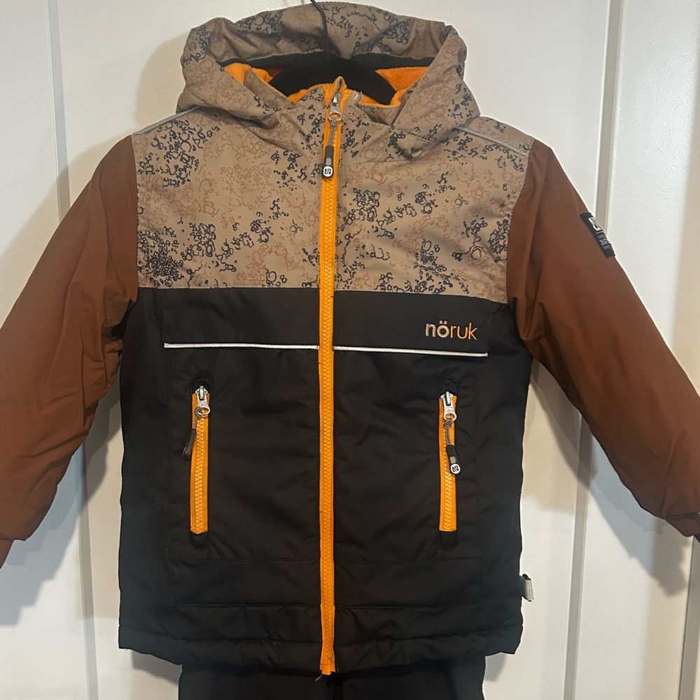 Adorable High Quality Insulated Snow Jacket! EUC! Size 4
